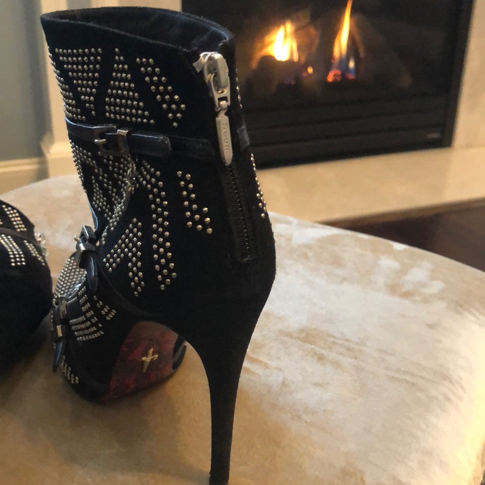 Cesare Paciotti Studded Suede Peep ToeSize 7.5